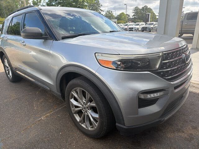 2020 FORD Explorer