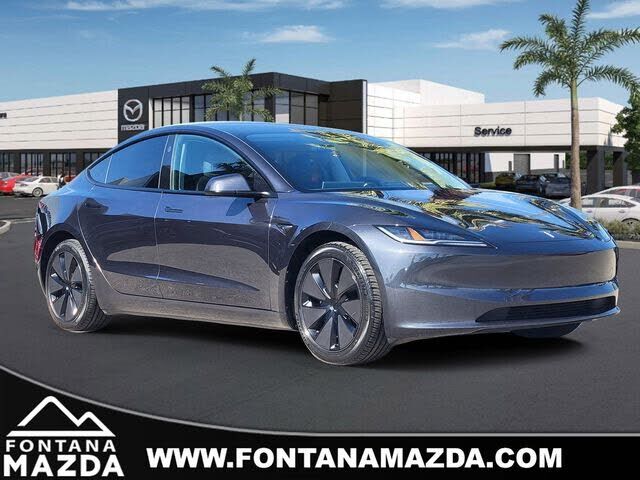 2025 TESLA Model 3