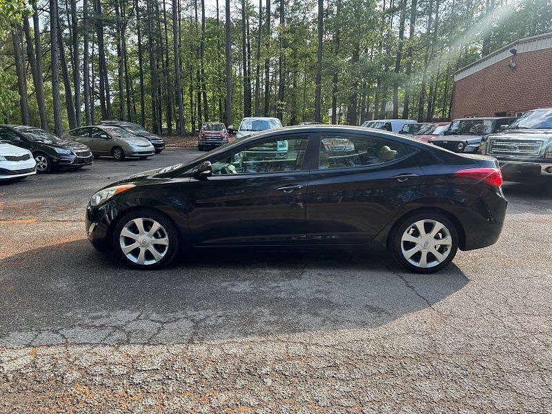2012 HYUNDAI Elantra