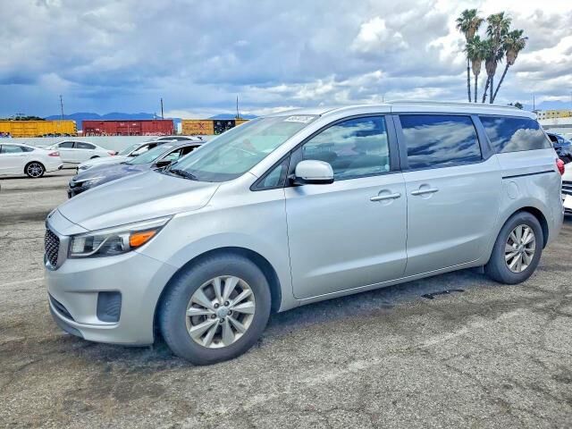 2015 KIA Sedona