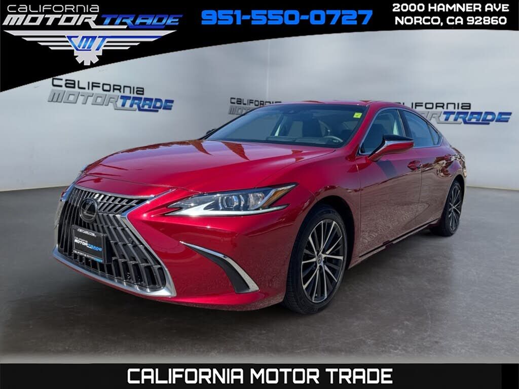 2024 LEXUS ES