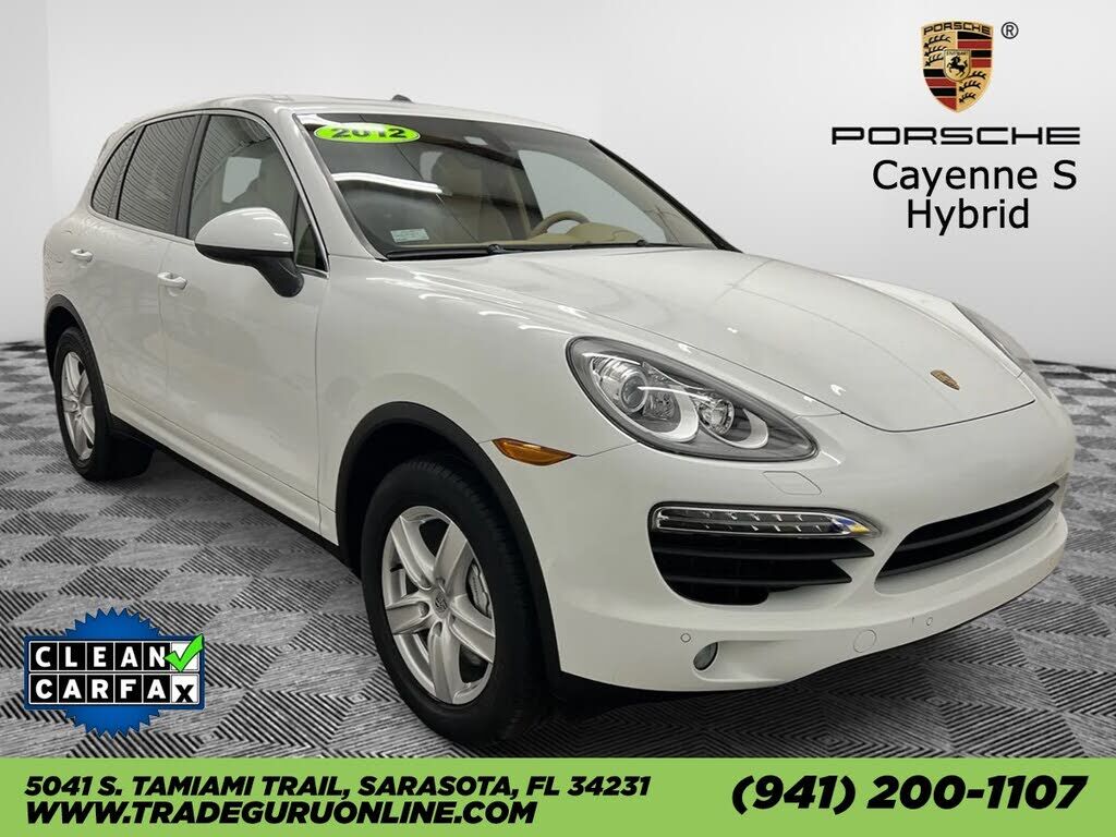 2012 PORSCHE Cayenne