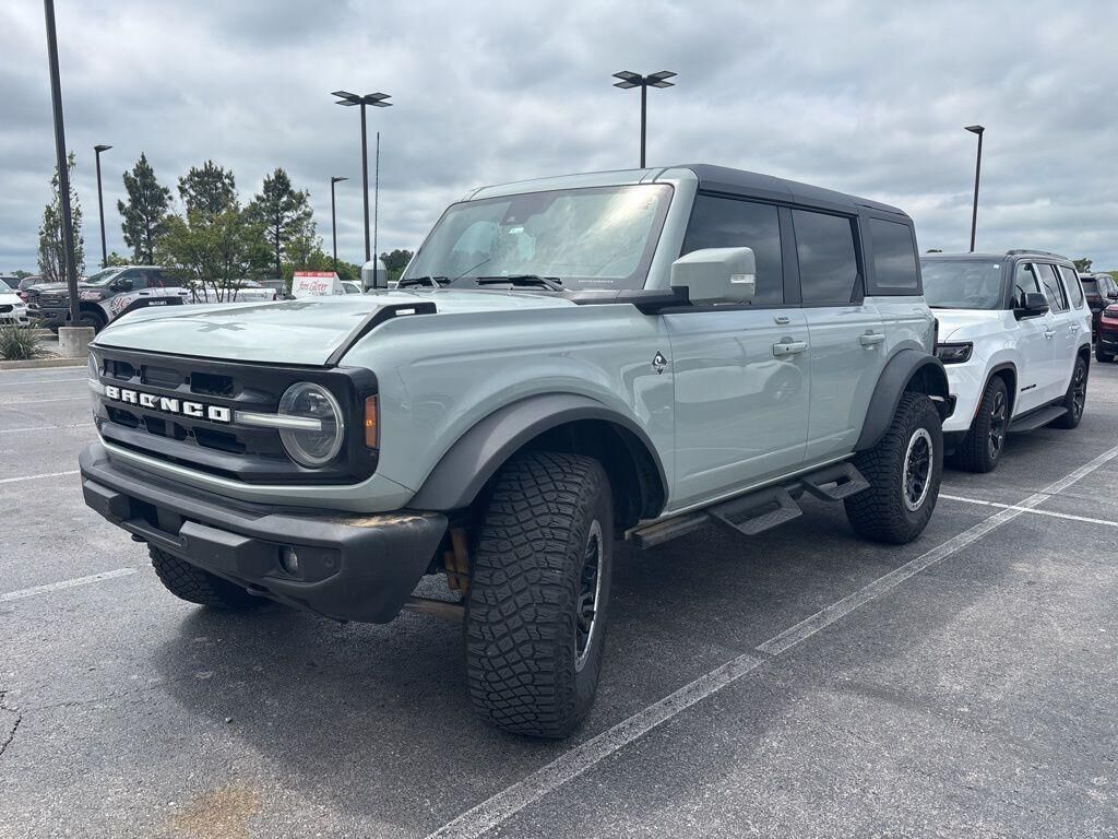 2023 FORD Bronco