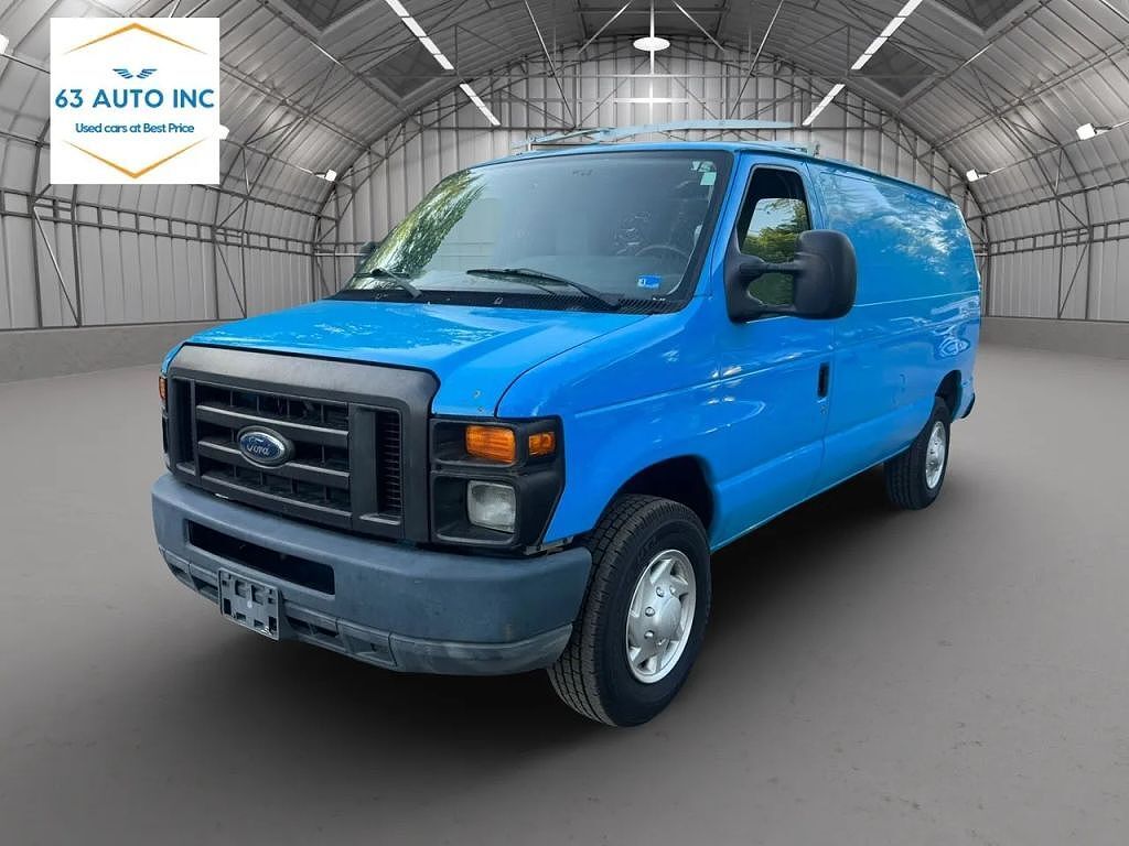 2012 FORD E-350