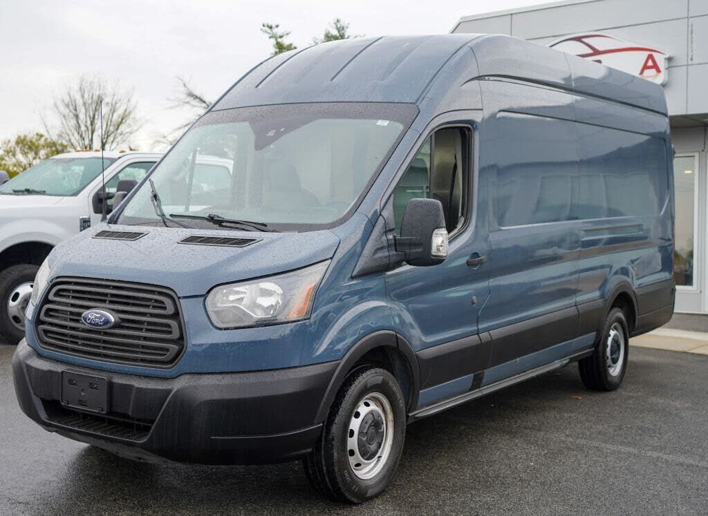 2019 FORD Transit