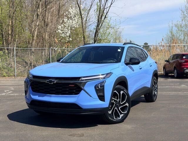 2024 CHEVROLET Trax