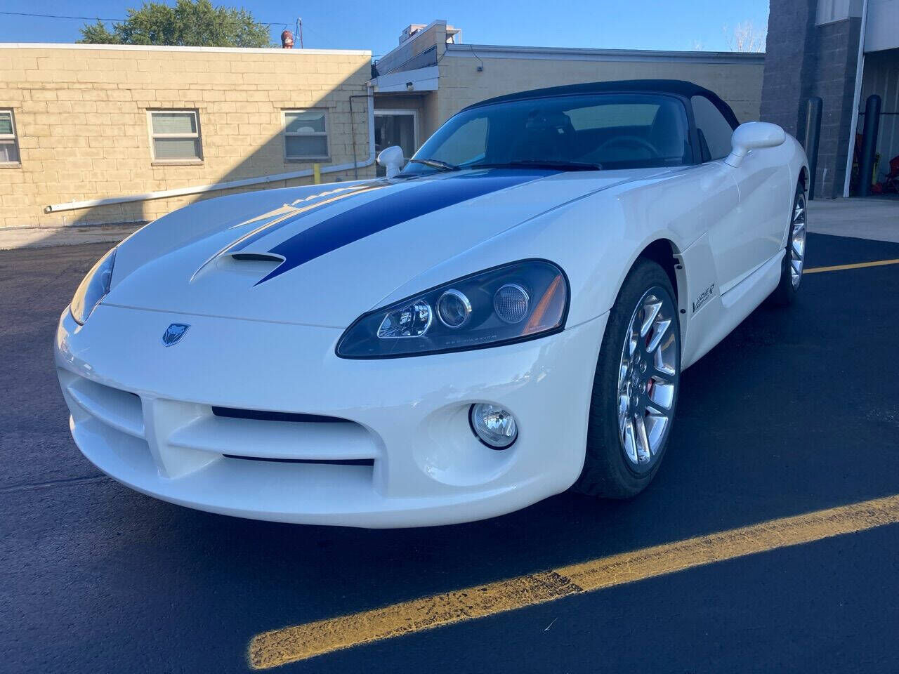 2005 DODGE Viper