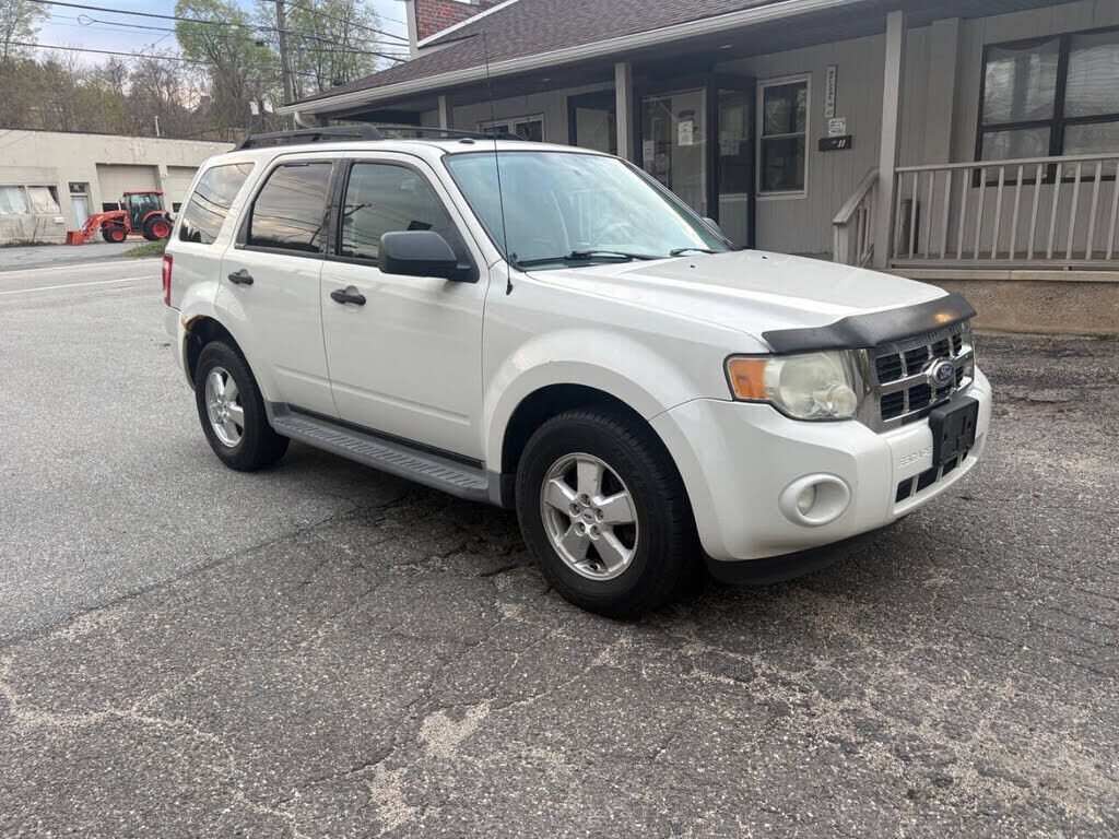 2010 FORD Escape
