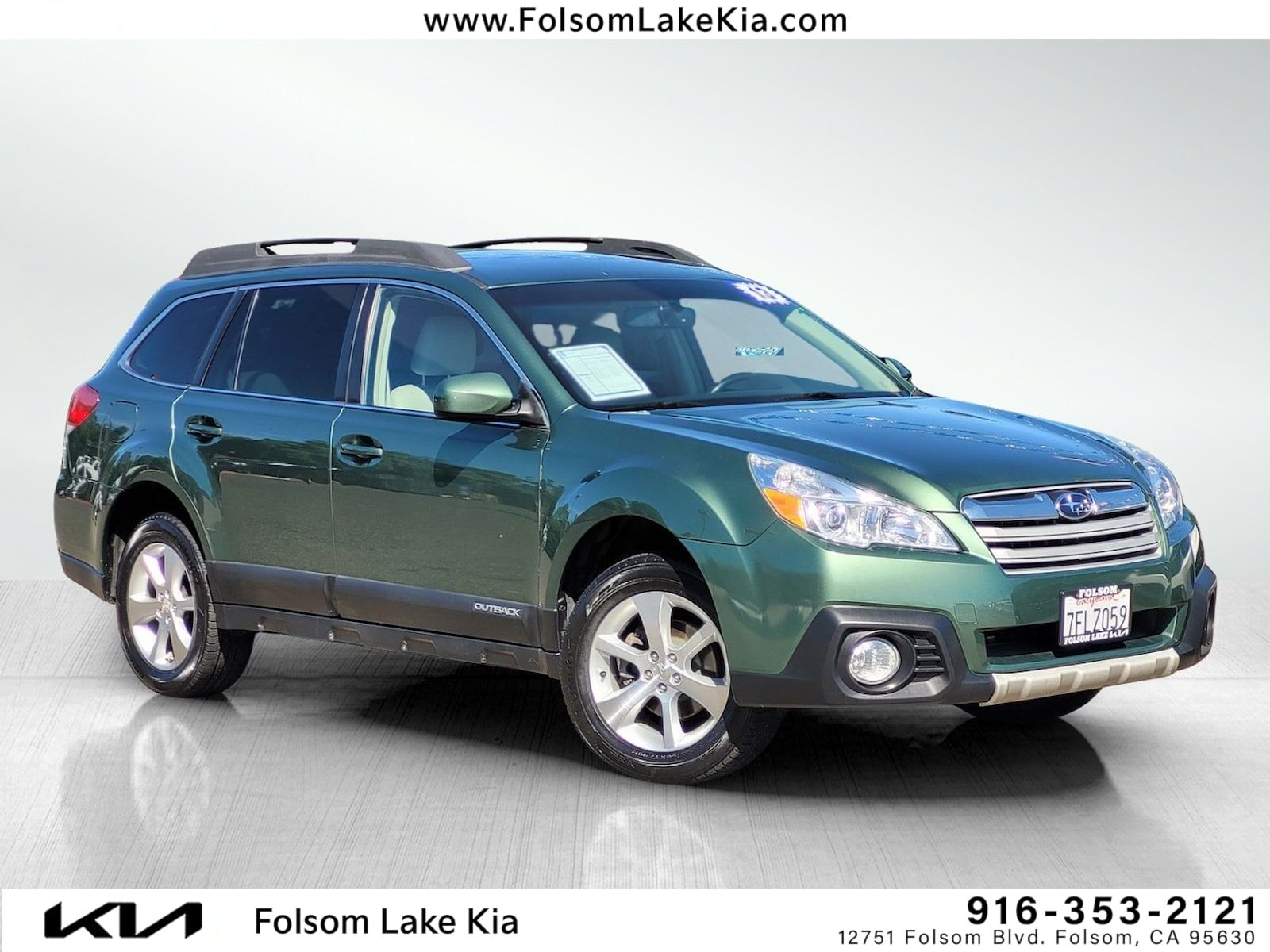 2013 SUBARU Outback