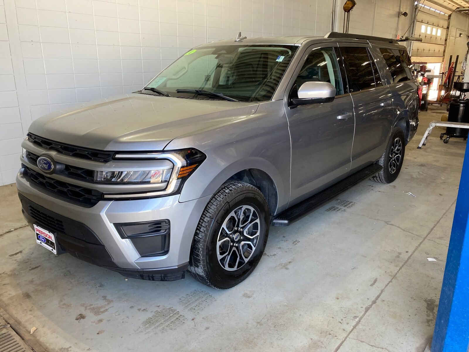 2024 FORD Expedition