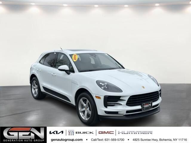 2019 PORSCHE Macan