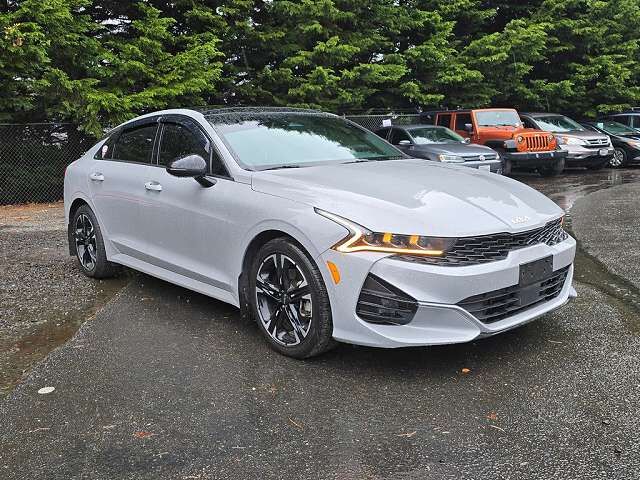 2022 KIA K5