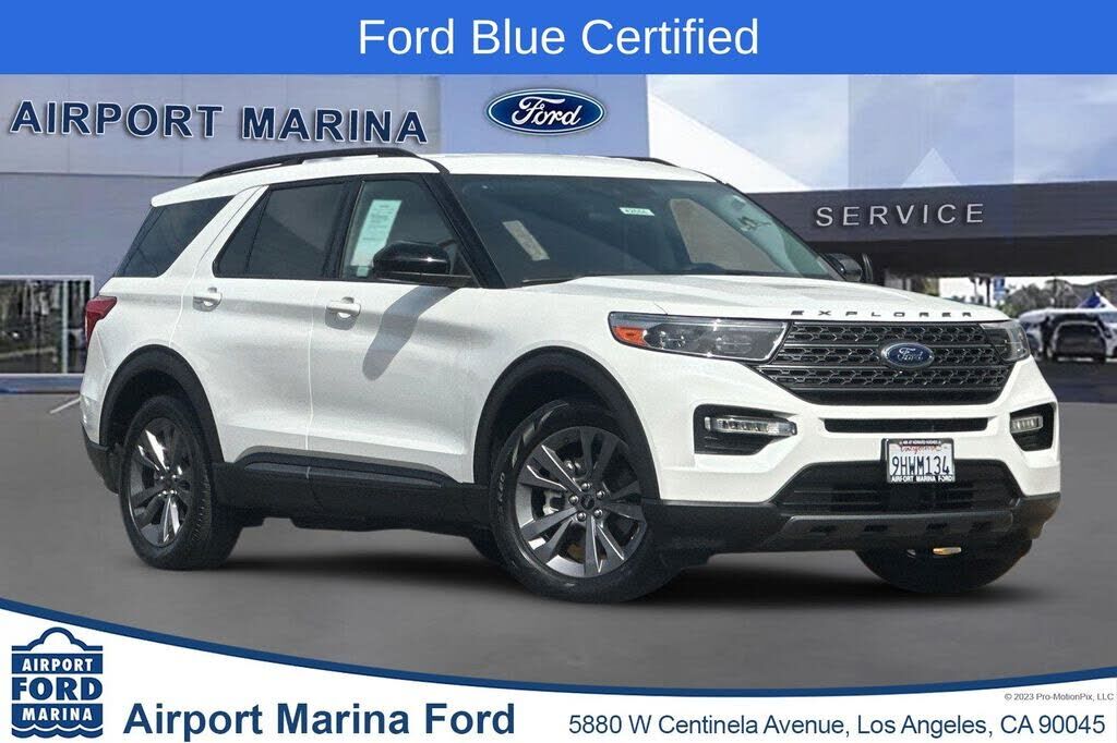 2023 FORD Explorer