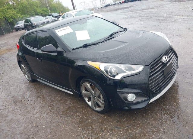 2013 HYUNDAI Veloster