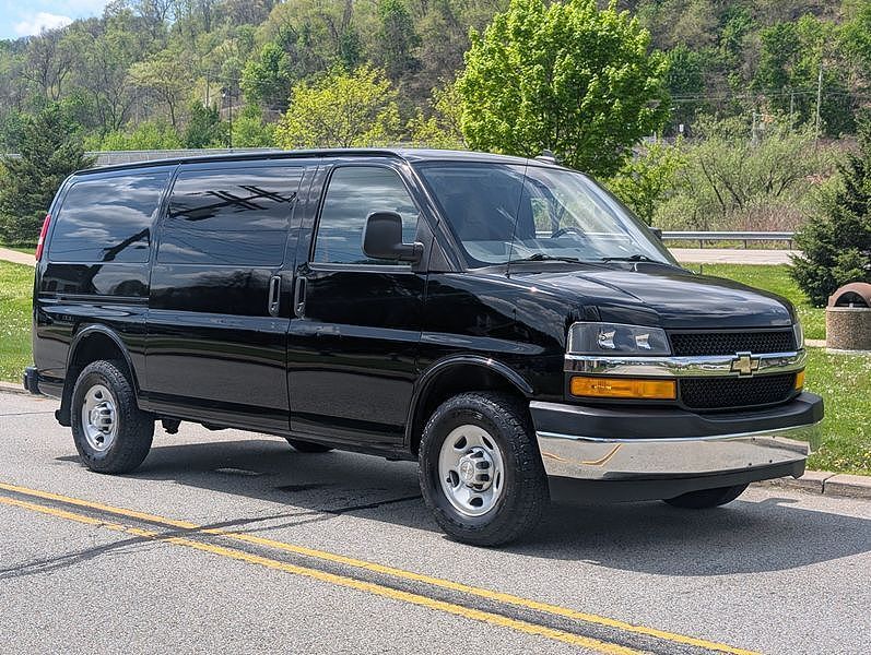 2019 CHEVROLET Express