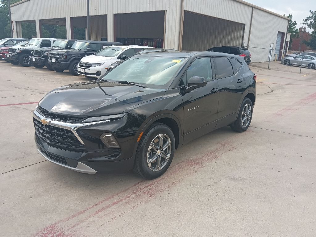 2025 CHEVROLET Blazer