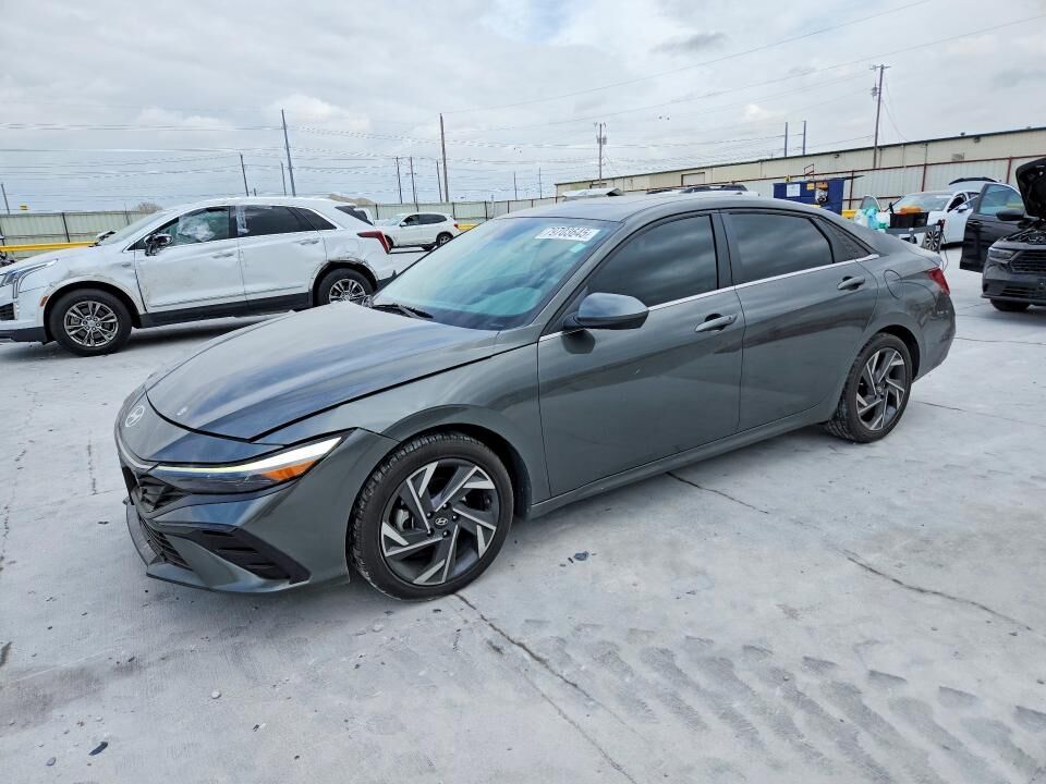 2024 HYUNDAI Elantra