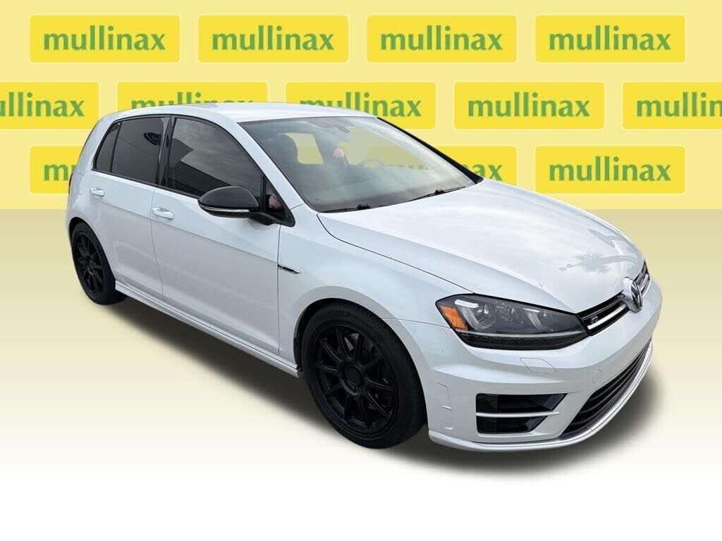 2016 VOLKSWAGEN Golf R