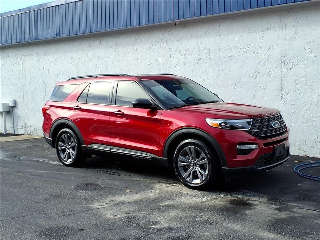 2021 FORD Explorer