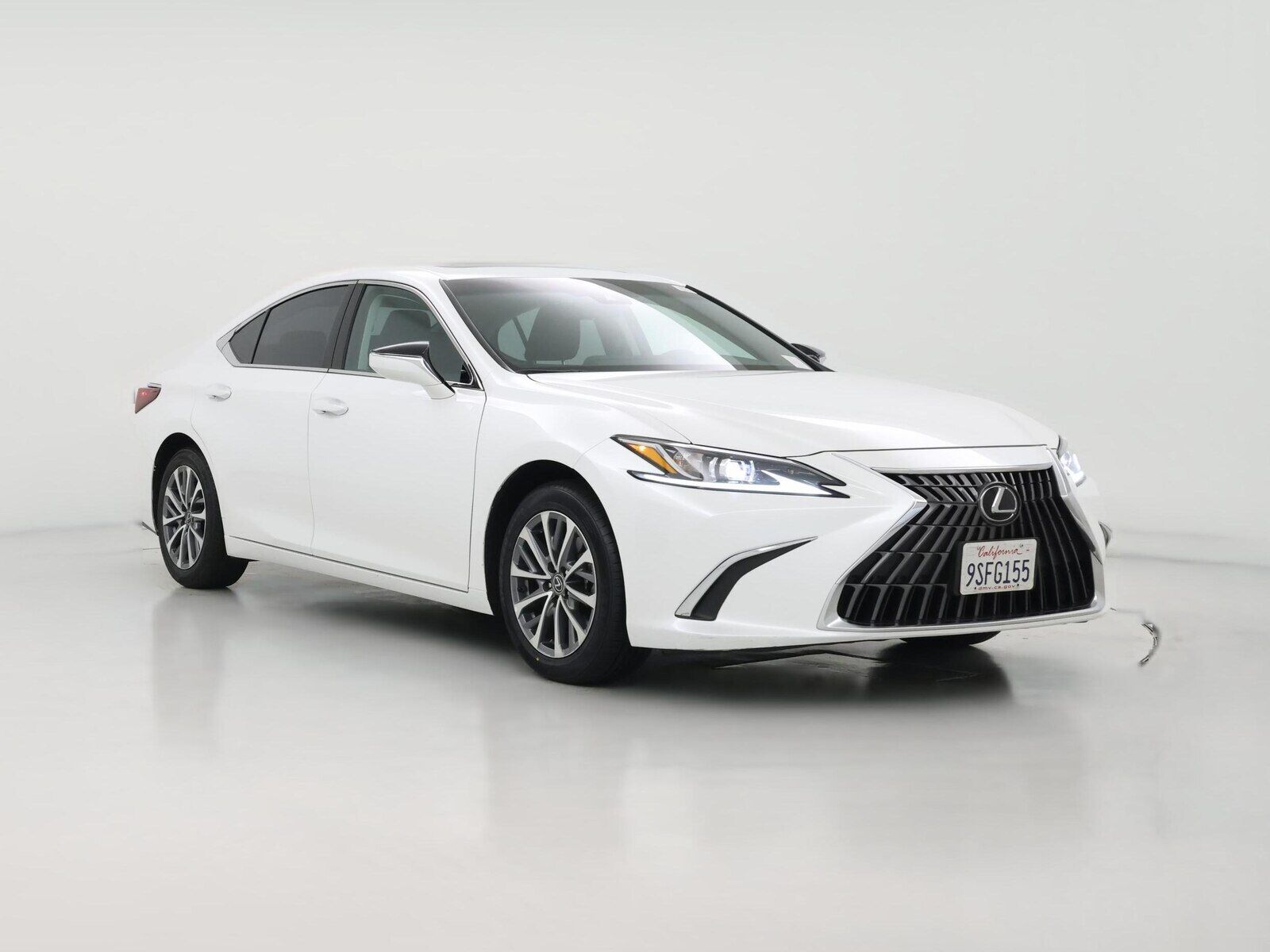 2025 LEXUS ES