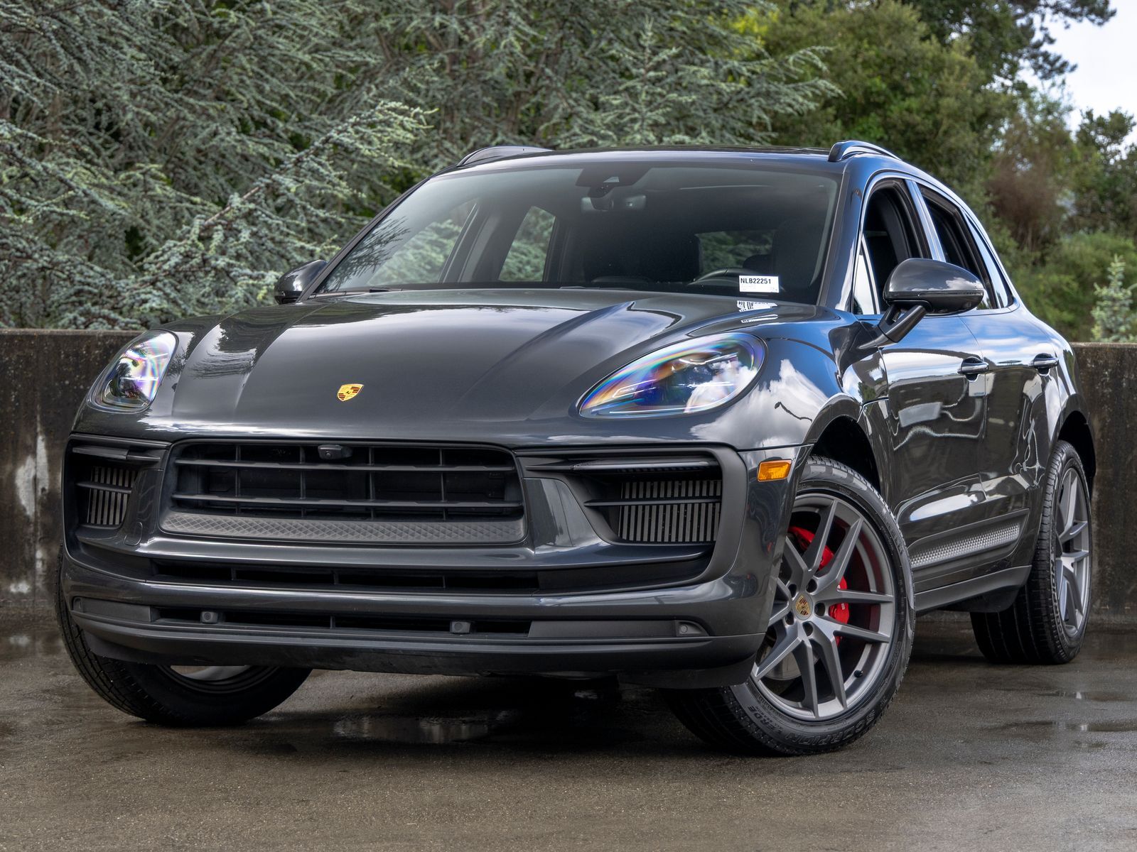 2022 PORSCHE Macan