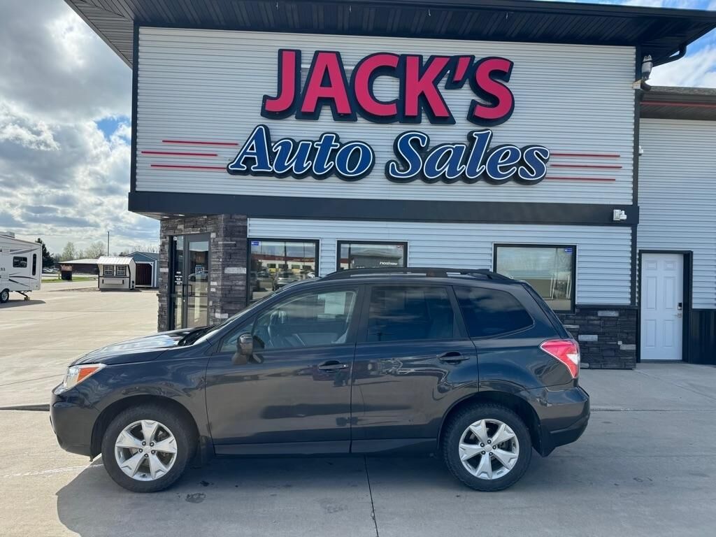 2016 SUBARU Forester