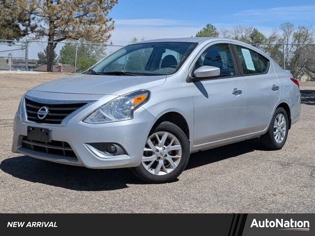2016 NISSAN Versa