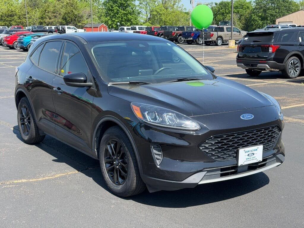 2020 FORD Escape