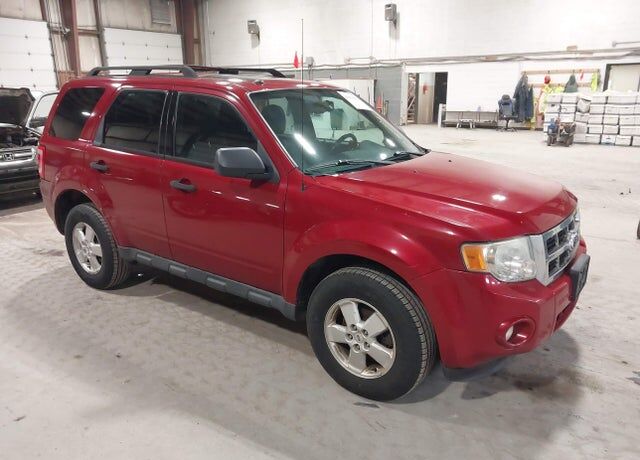 2010 FORD Escape