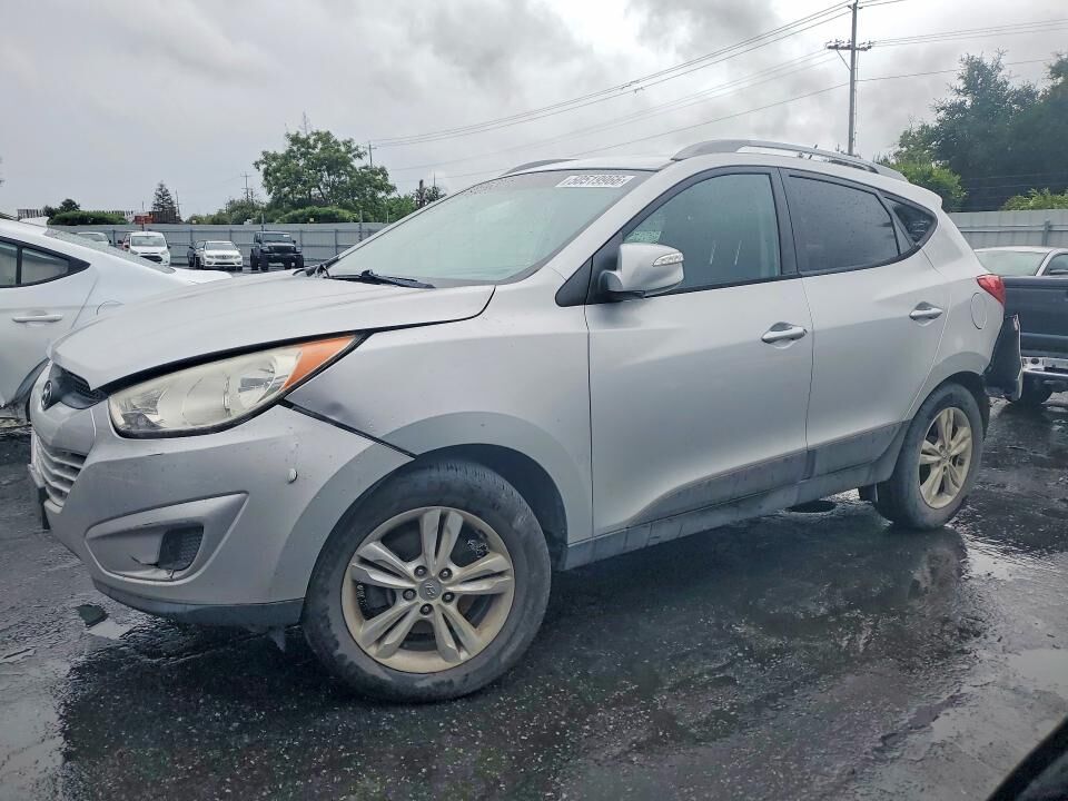 2012 HYUNDAI Tucson