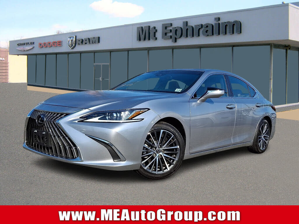 2025 LEXUS ES