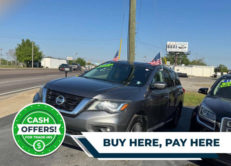2017 NISSAN Pathfinder
