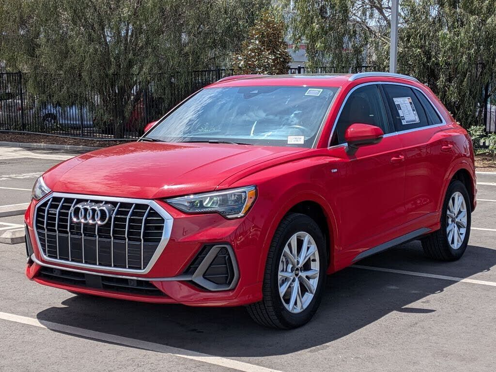 2022 Audi Q3