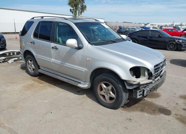 2000 MERCEDES-BENZ M-Class