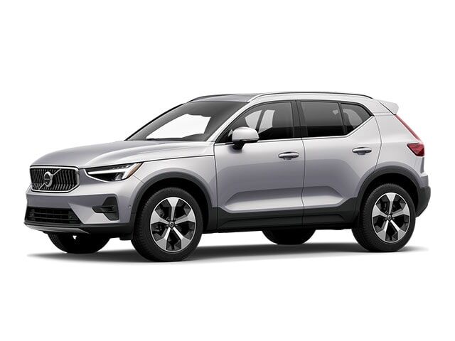 2025 VOLVO XC40
