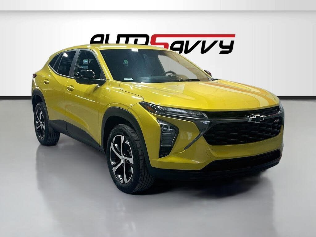 2024 CHEVROLET Trax