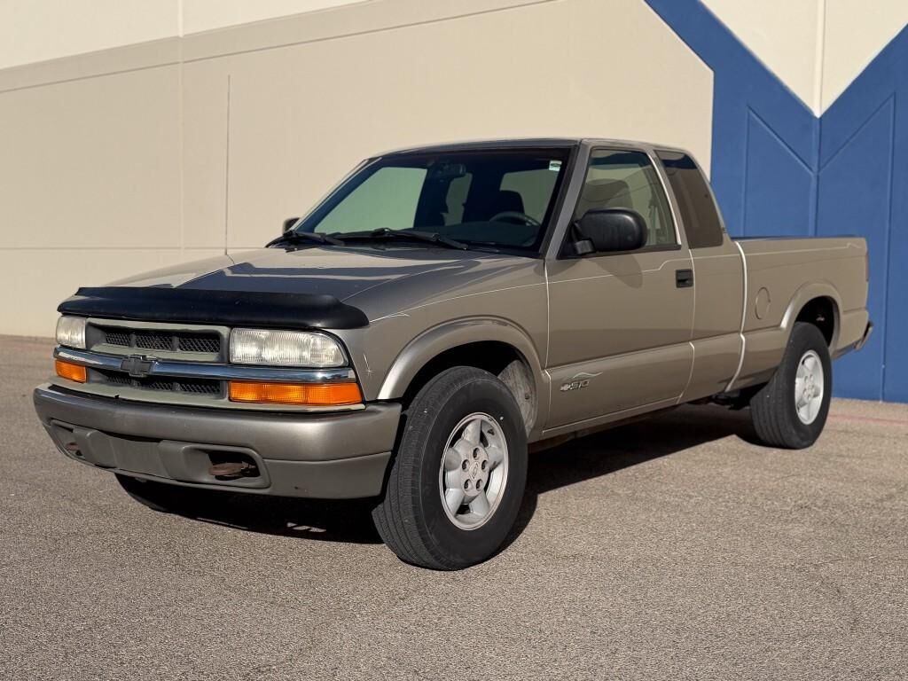 2000 CHEVROLET S-10 Pickup
