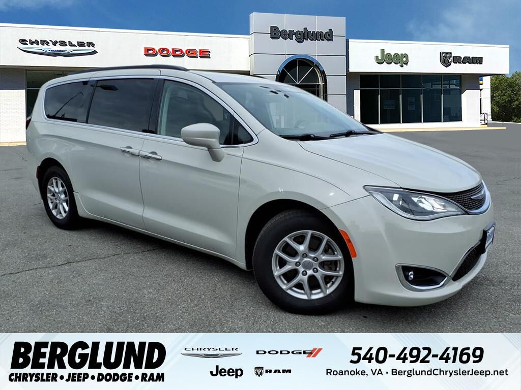 2020 CHRYSLER Pacifica