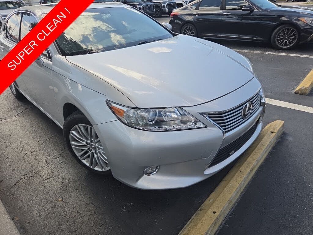2014 LEXUS ES