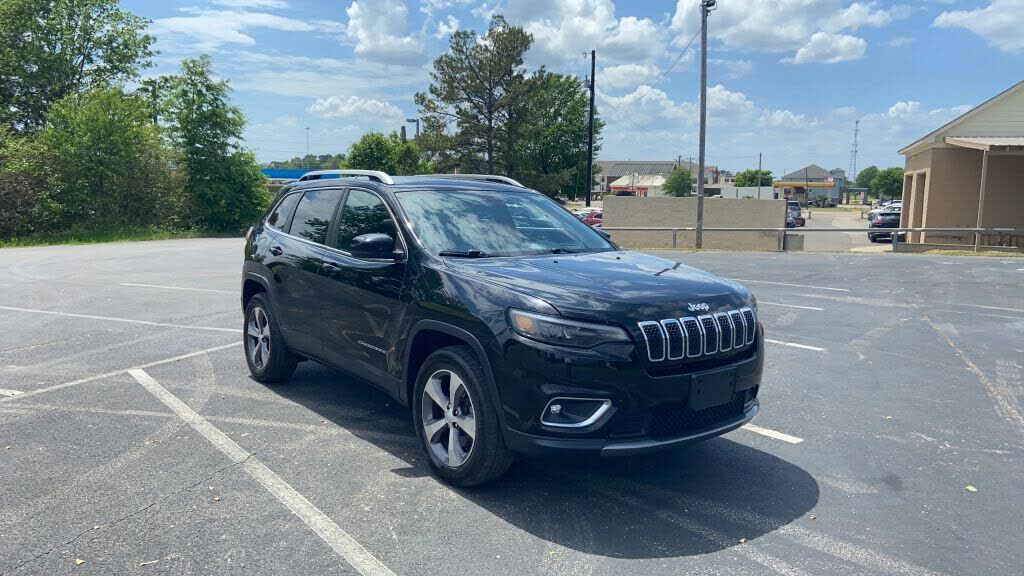 2019 JEEP Cherokee