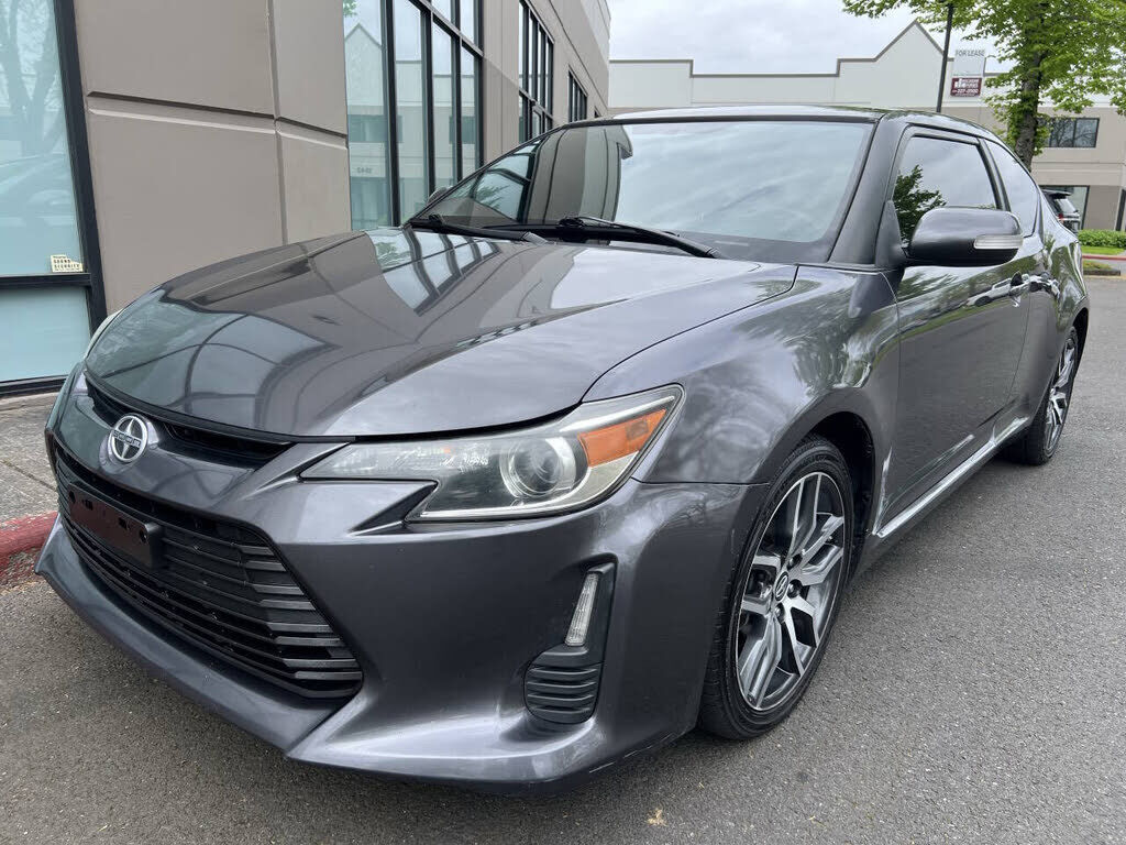 2016 TOYOTA SCION