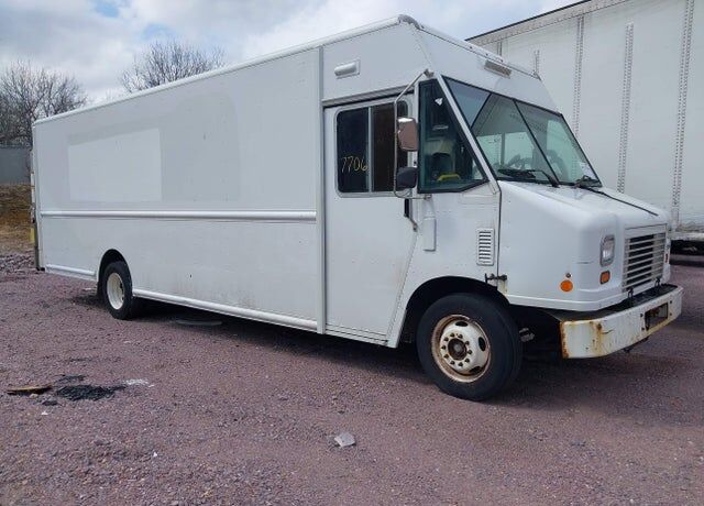 2015 FORD Commercial Chassis
