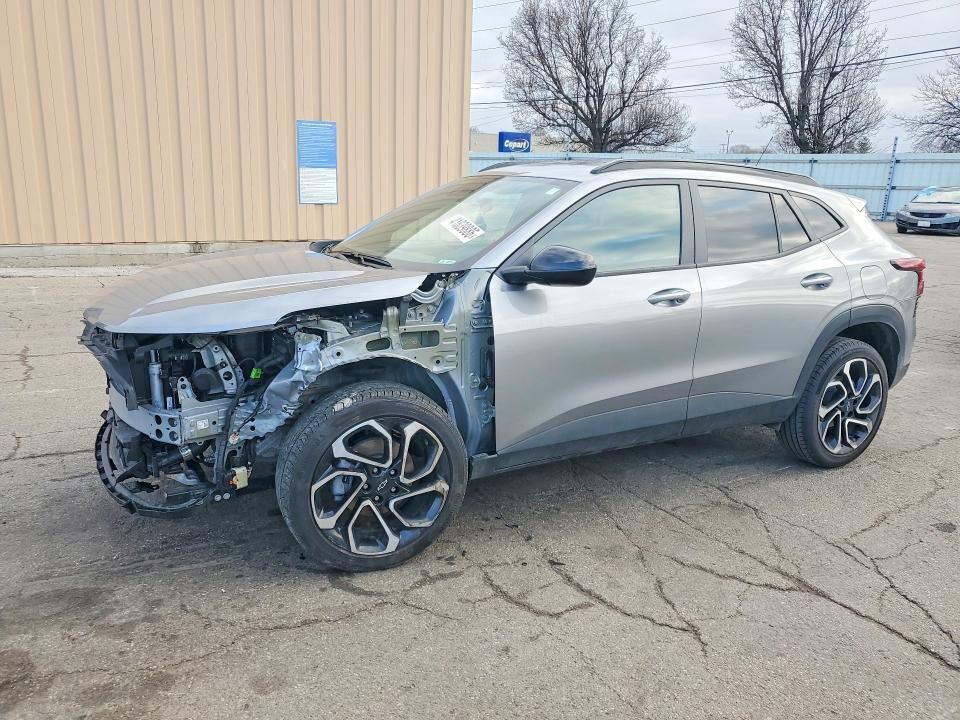 2025 CHEVROLET Trax