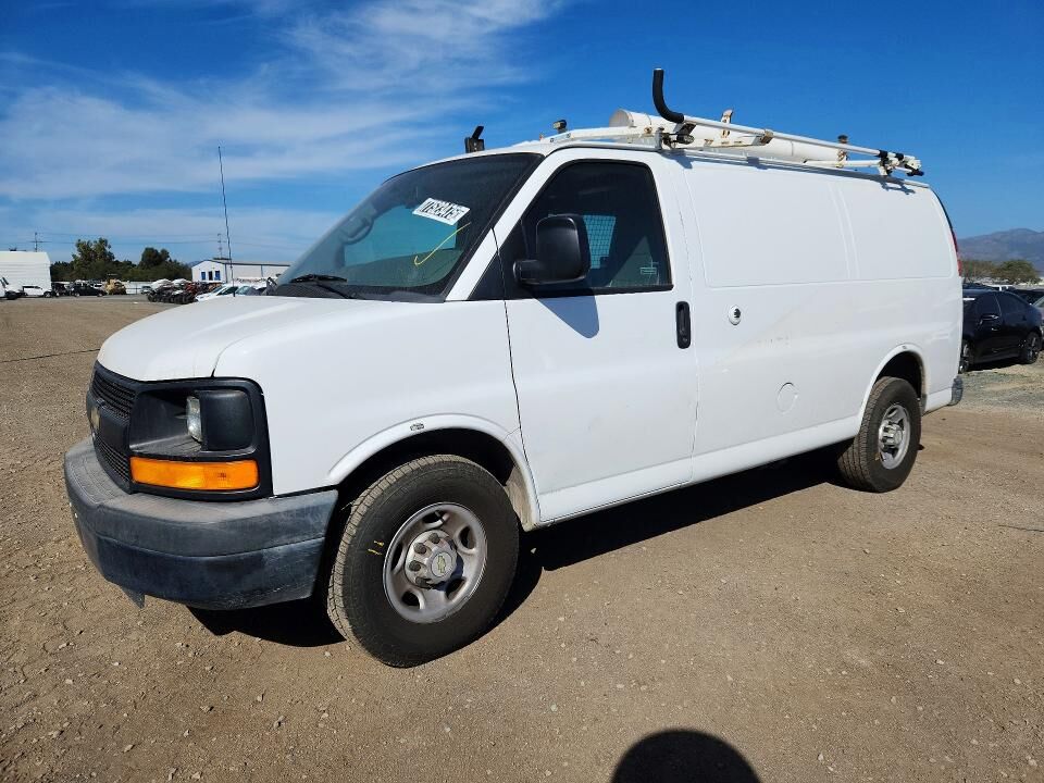 2013 CHEVROLET Express