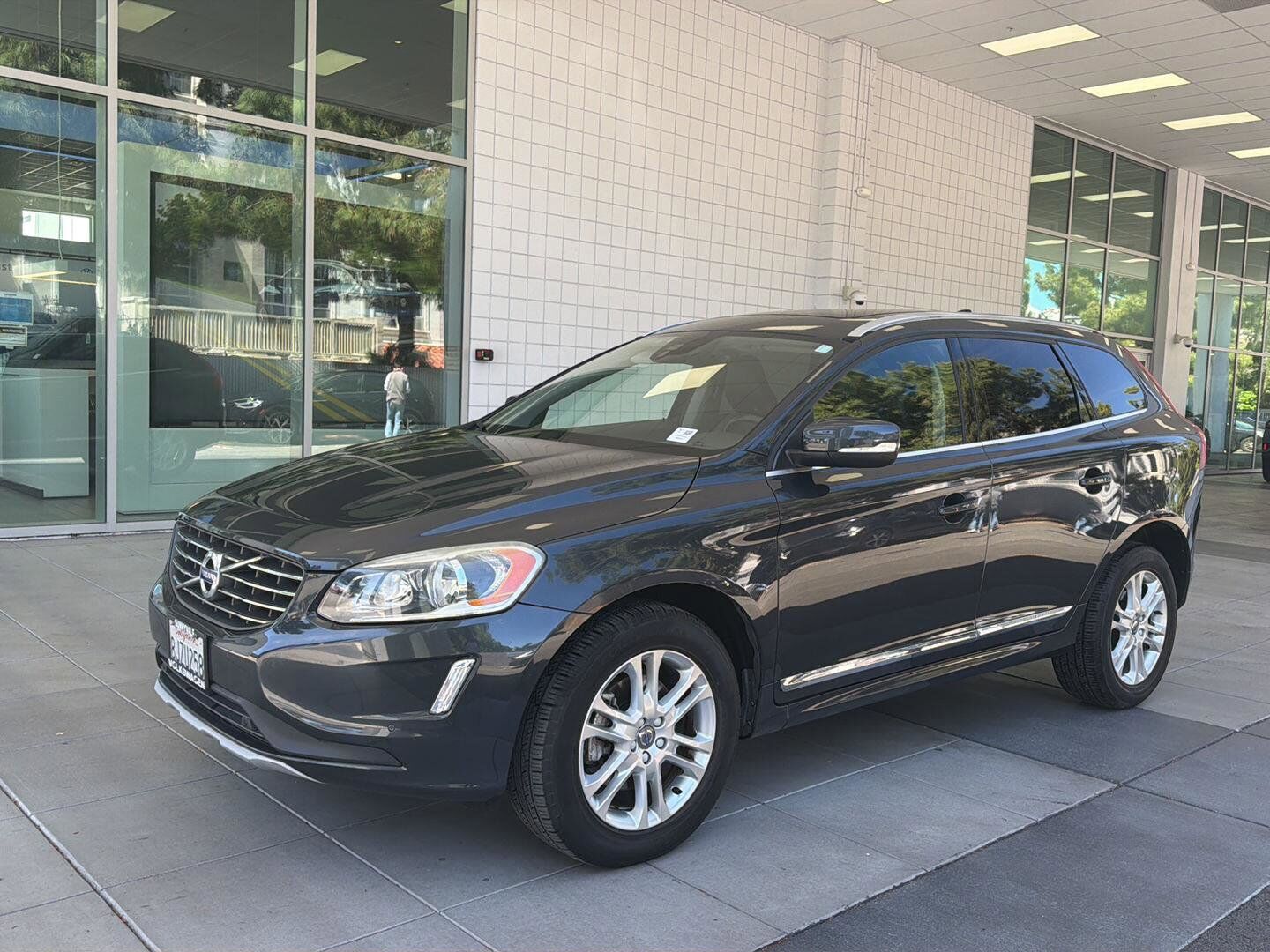2016 VOLVO XC60