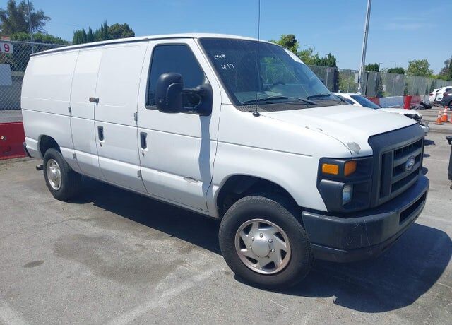 2012 FORD E-350