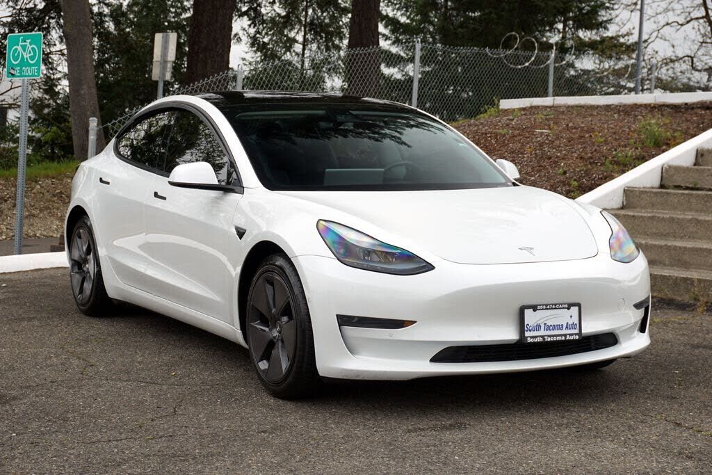 2021 TESLA Model 3
