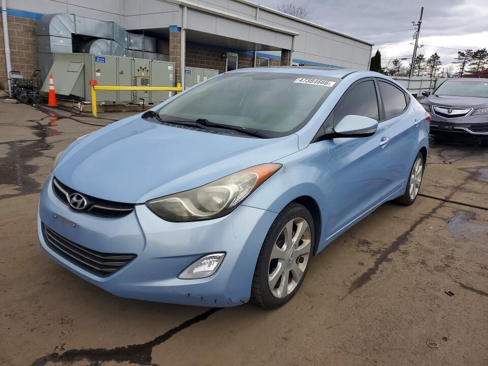 2012 HYUNDAI Elantra
