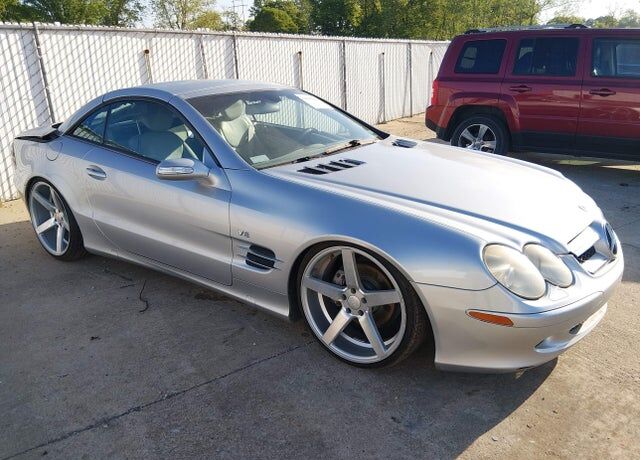 2004 MERCEDES-BENZ SL-Class