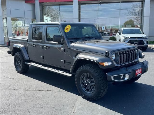 2025 JEEP Gladiator